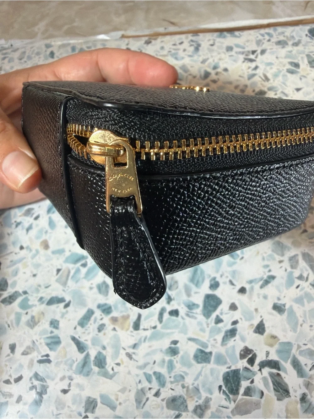 Coach Black Crossgrain Leather Travel Jewelry Case Zip Box Gold Hardware